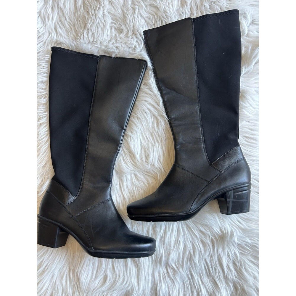 Clarks Women Size 8.5 Black  Emslie Wide Calf Lycra Faux Leather Knee Boot FLAW